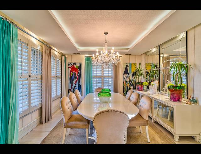 5 BEDROOM HOUSE FOR SALE IN UMHLANGA CENTRAL